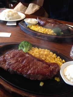 ハロウィンパーティーの時期ですね♪　カボチャ＆仮装＆お肉＆お酒＆笑顔♪　パーティー♪是非東京・横浜のパーティー希望のお客様は！　