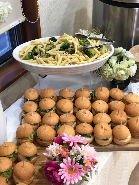 ケータリングって便利なもの！