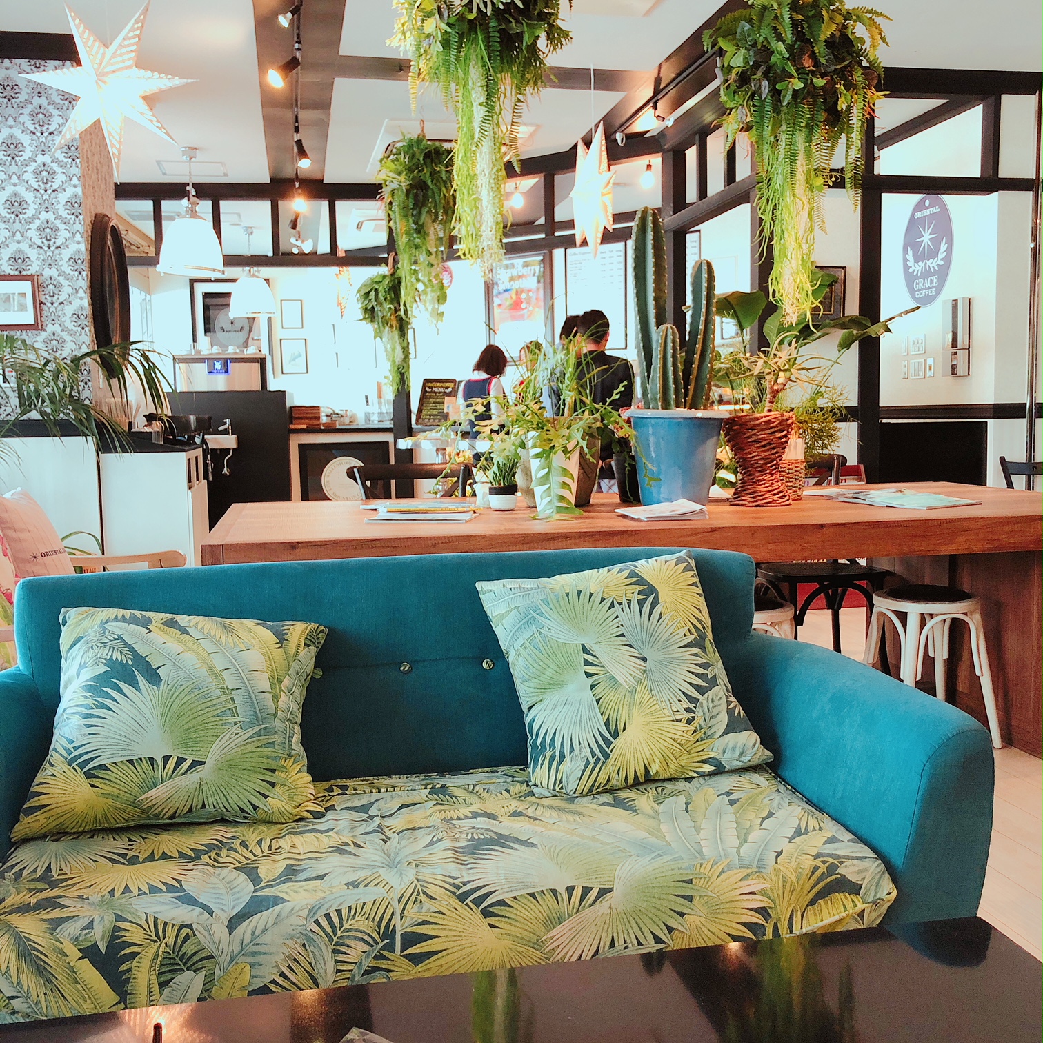 千代田区ケータリングwithおススメのカフェと自販機