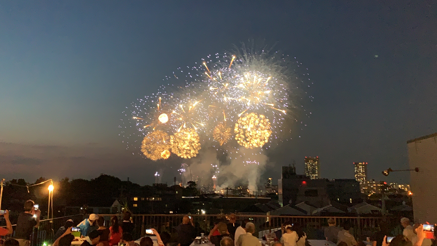 江戸川区花火大会にてケータリング！花火最高♪